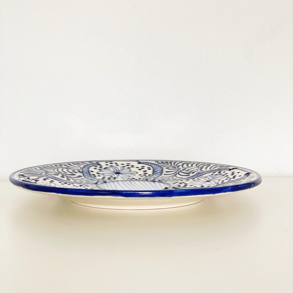 Hand-Painted Mexican Talavera-Style Plate - Blue & White - 10” - Picture 8 of 9